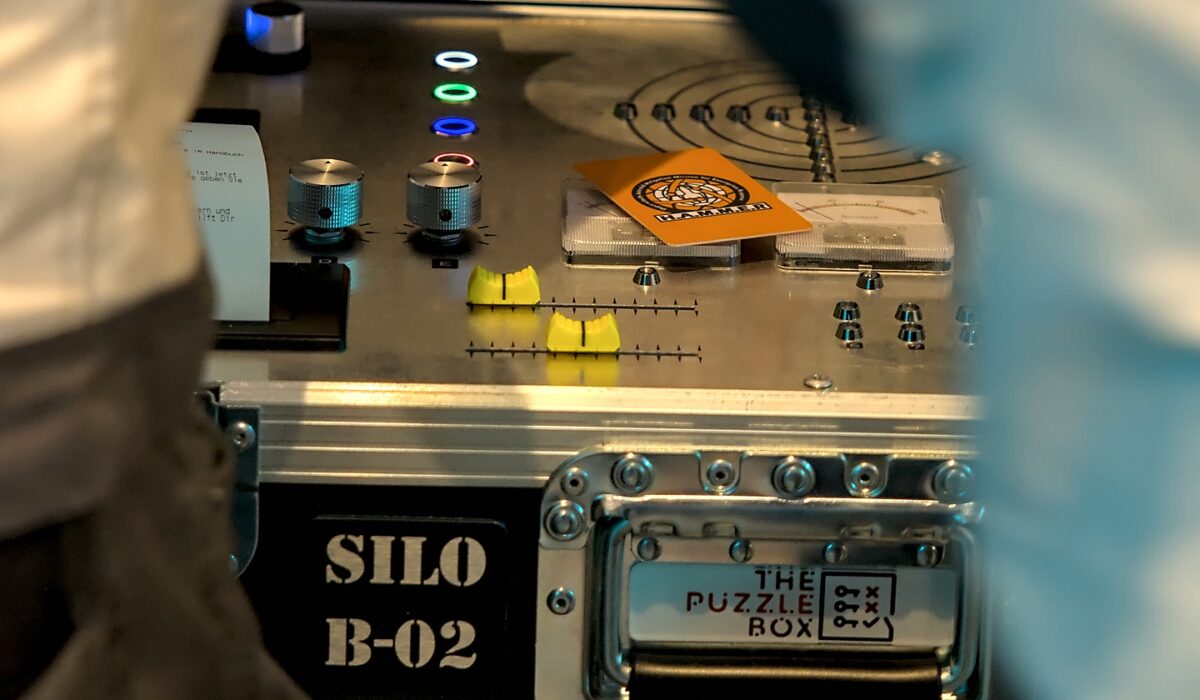 H.A.M.M.E.R Puzzlebox